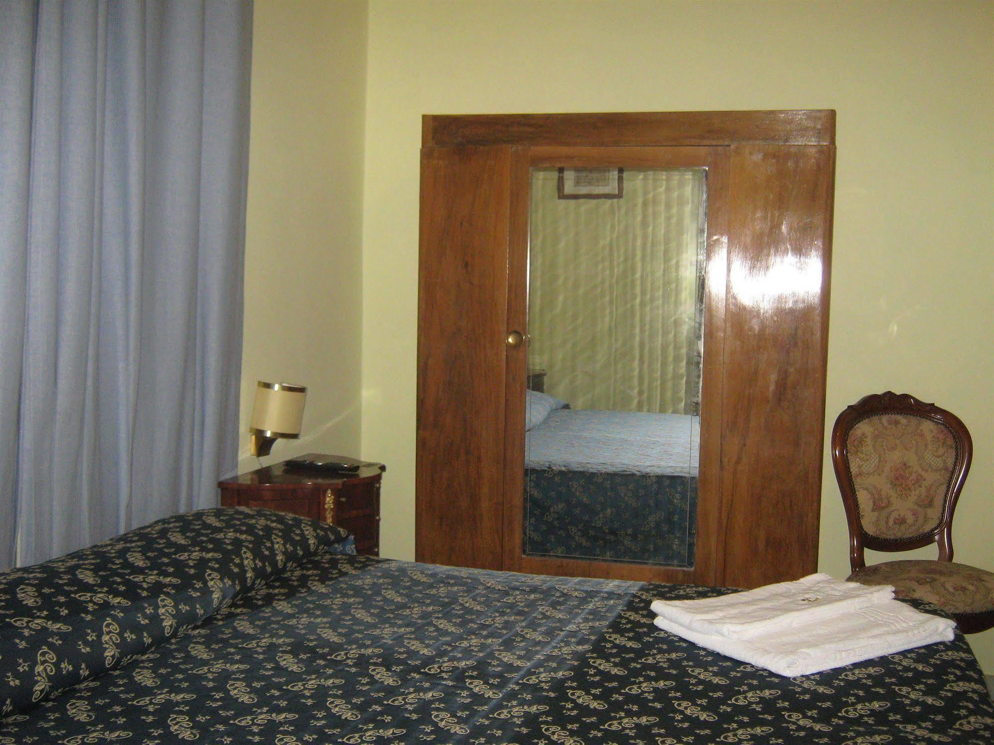 Hotel Ferraro Rome Exterior photo